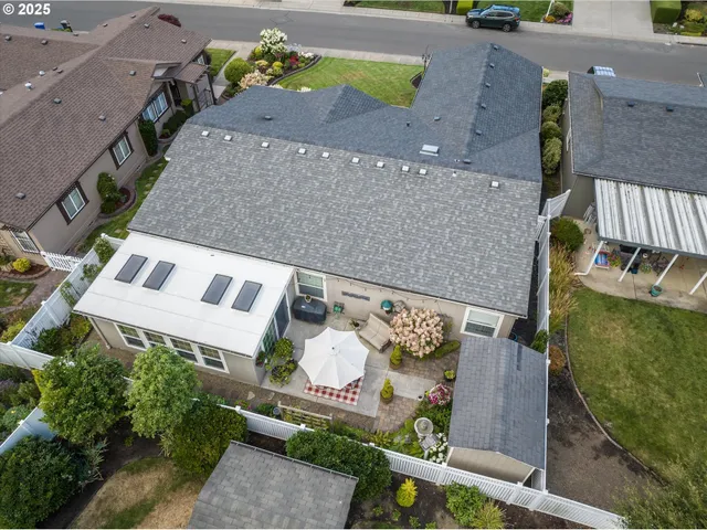 $319,000 | 3220 Crescent Avenue, Unit 34, Eugene, OR 97408