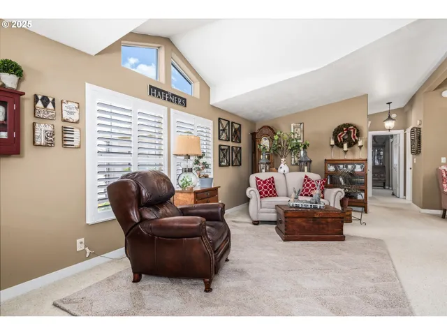 $319,000 | 3220 Crescent Avenue, Unit 34, Eugene, OR 97408