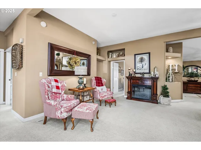 $319,000 | 3220 Crescent Avenue, Unit 34, Eugene, OR 97408