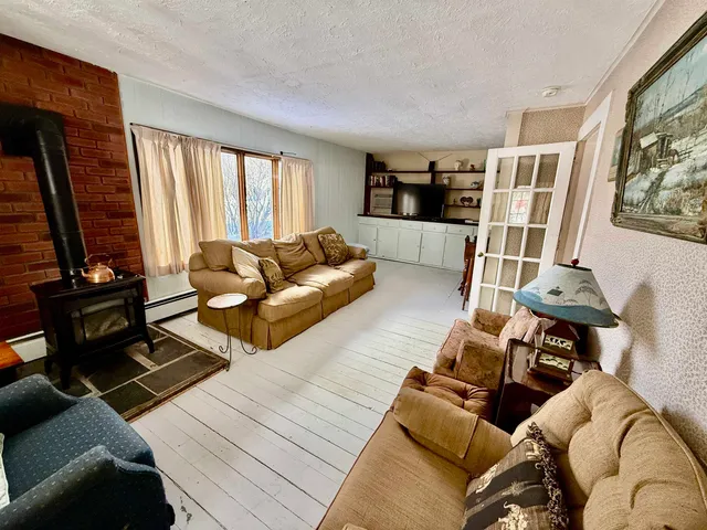 $299,000 | 1397 Highway 12, Elmore, VT 05680