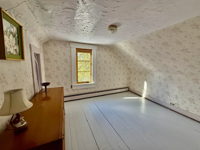 $299,000 | 1397 Highway 12, Elmore, VT 05680