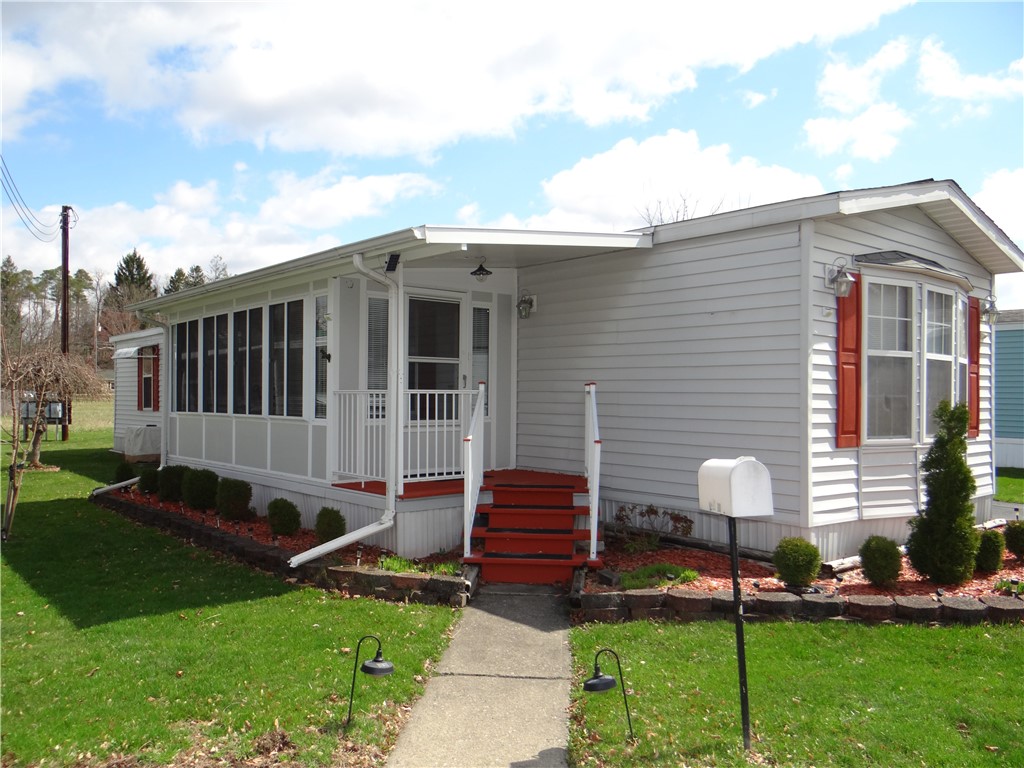 34 Breesport Road, Unit 46 Horseheads, NY 14845 - Photo 2 of 32