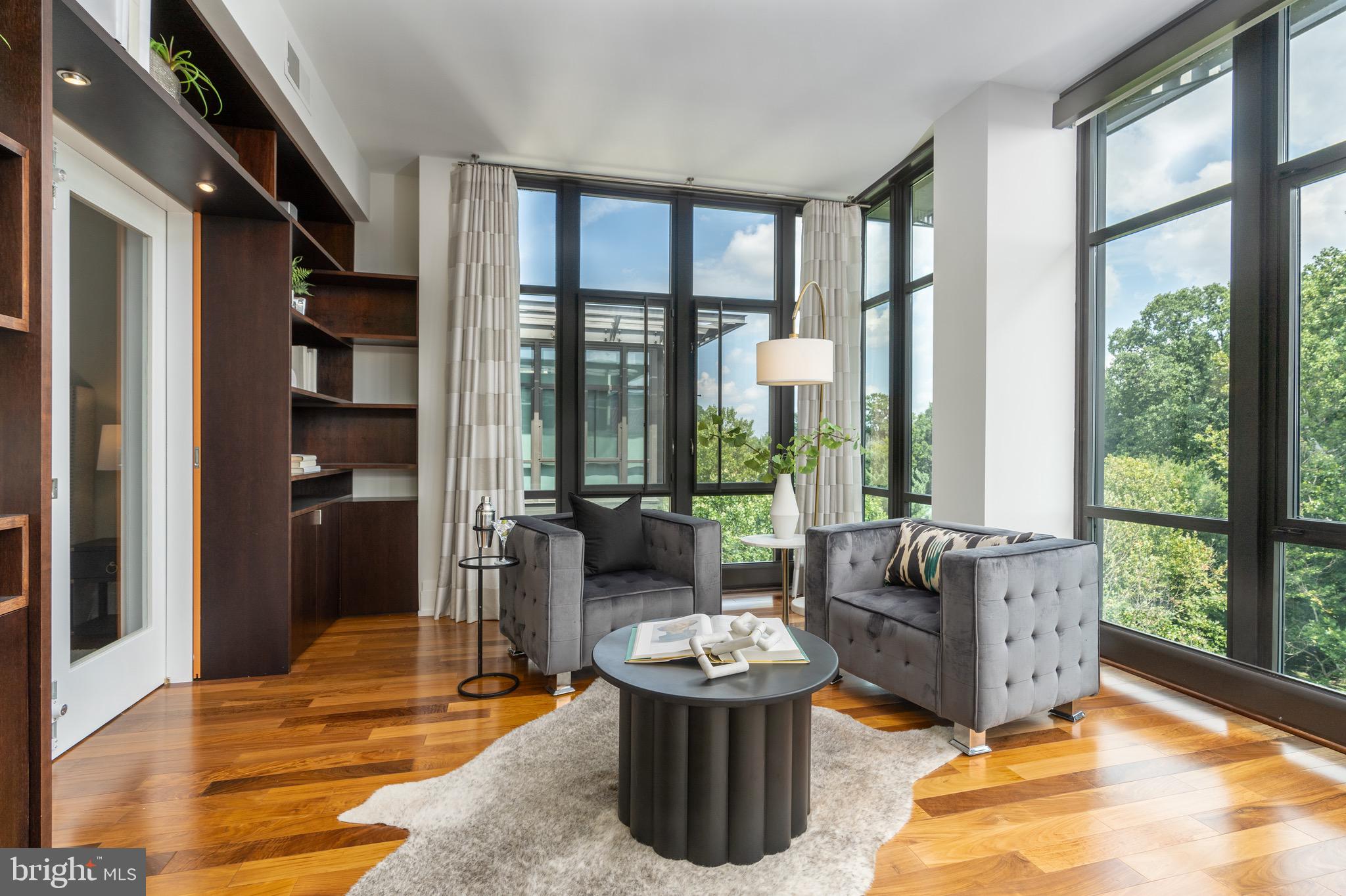 4301 Military Road Northwest, Unit PH9 Washington, DC 20015 - Photo 20 of 48 Living room