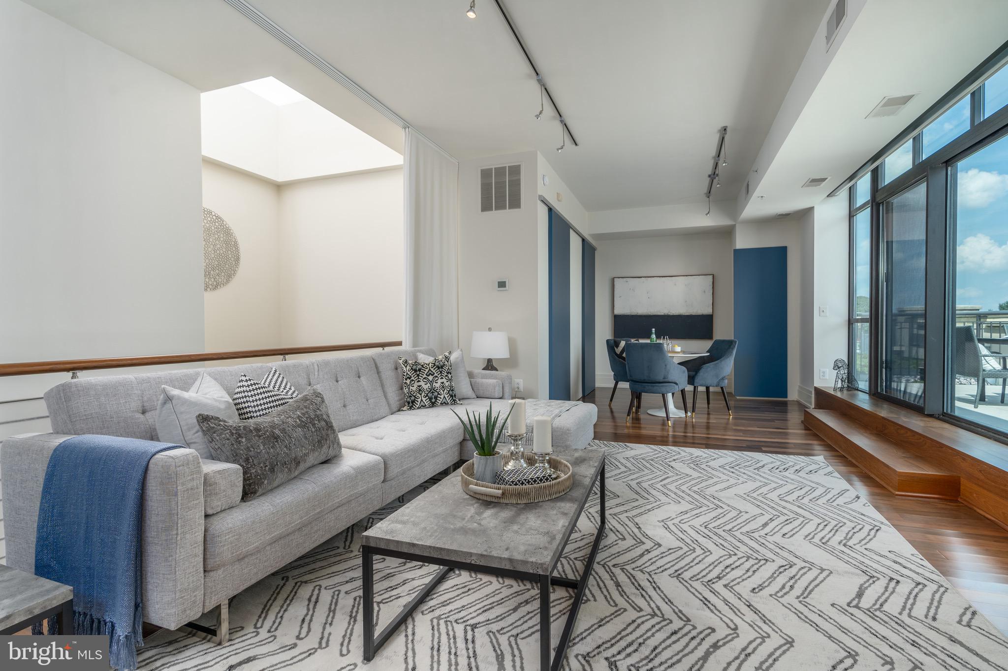 4301 Military Road Northwest, Unit PH9 Washington, DC 20015 - Photo 32 of 48 Family room