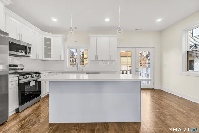 $429,900 | 92 Lincoln Avenue, Bridgeport, CT 06606