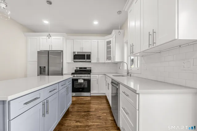 $429,900 | 92 Lincoln Avenue, Bridgeport, CT 06606