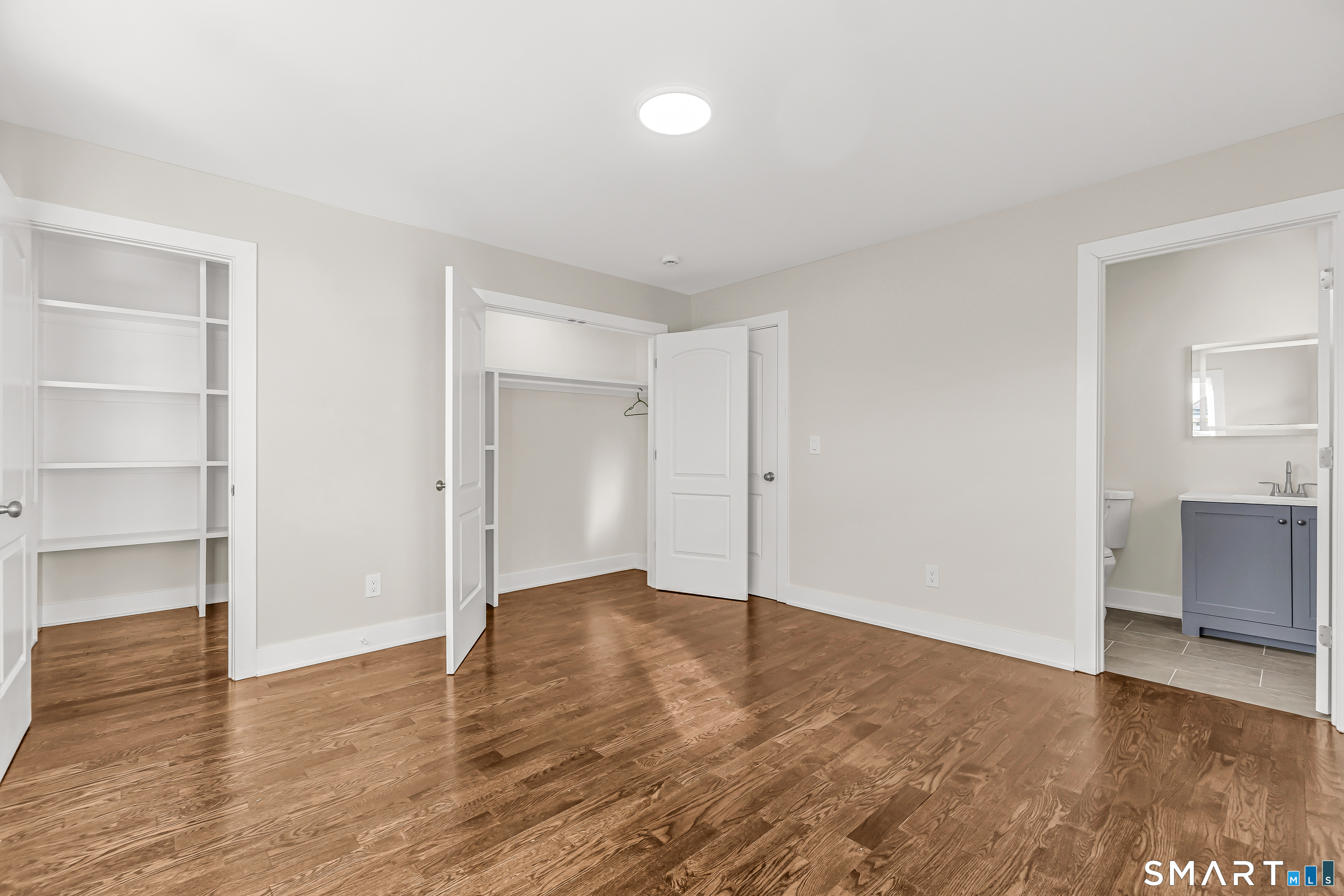 92 Lincoln Avenue Bridgeport, CT 06606 - Photo 17 of 32