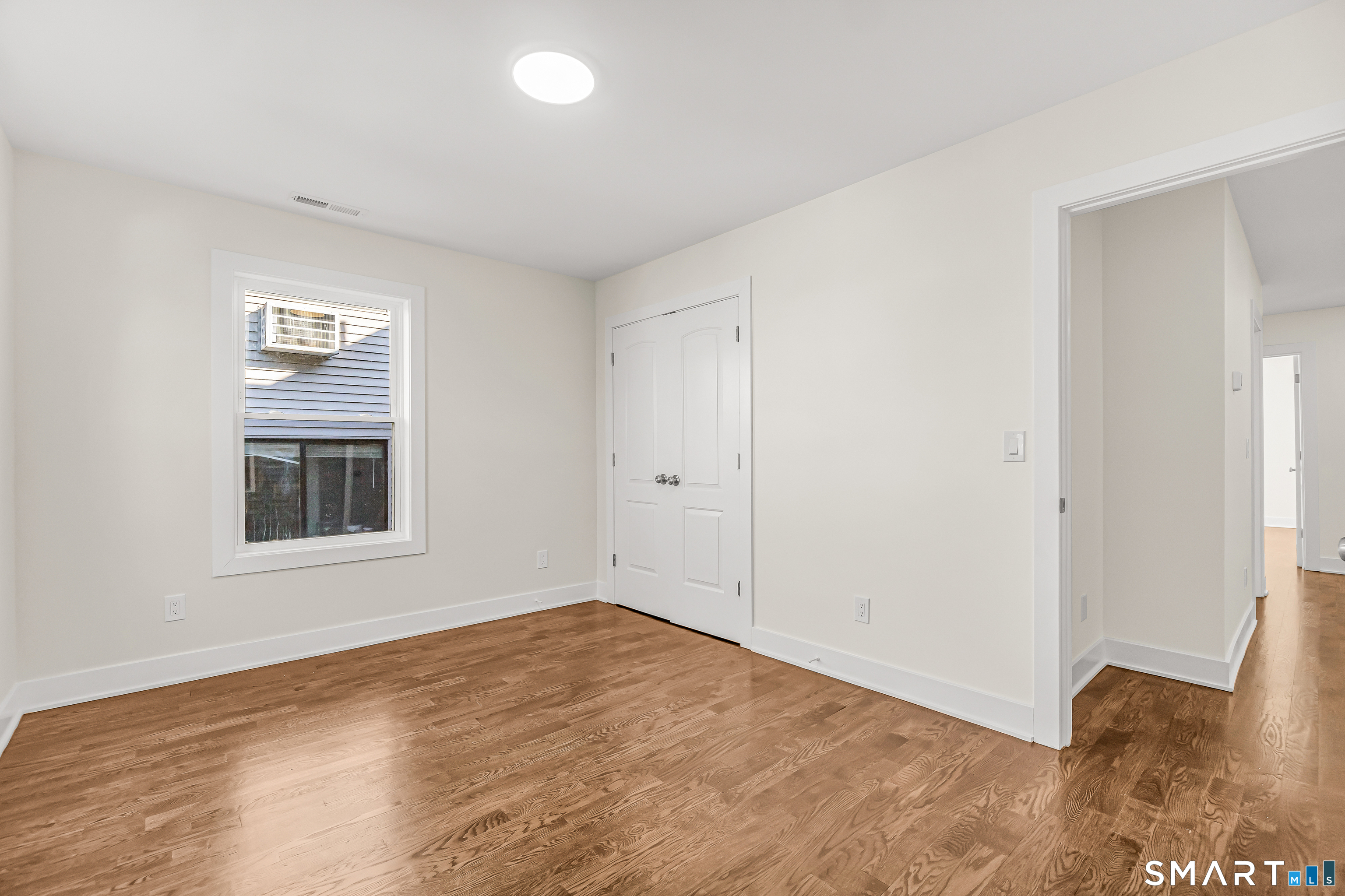 92 Lincoln Avenue Bridgeport, CT 06606 - Photo 19 of 32