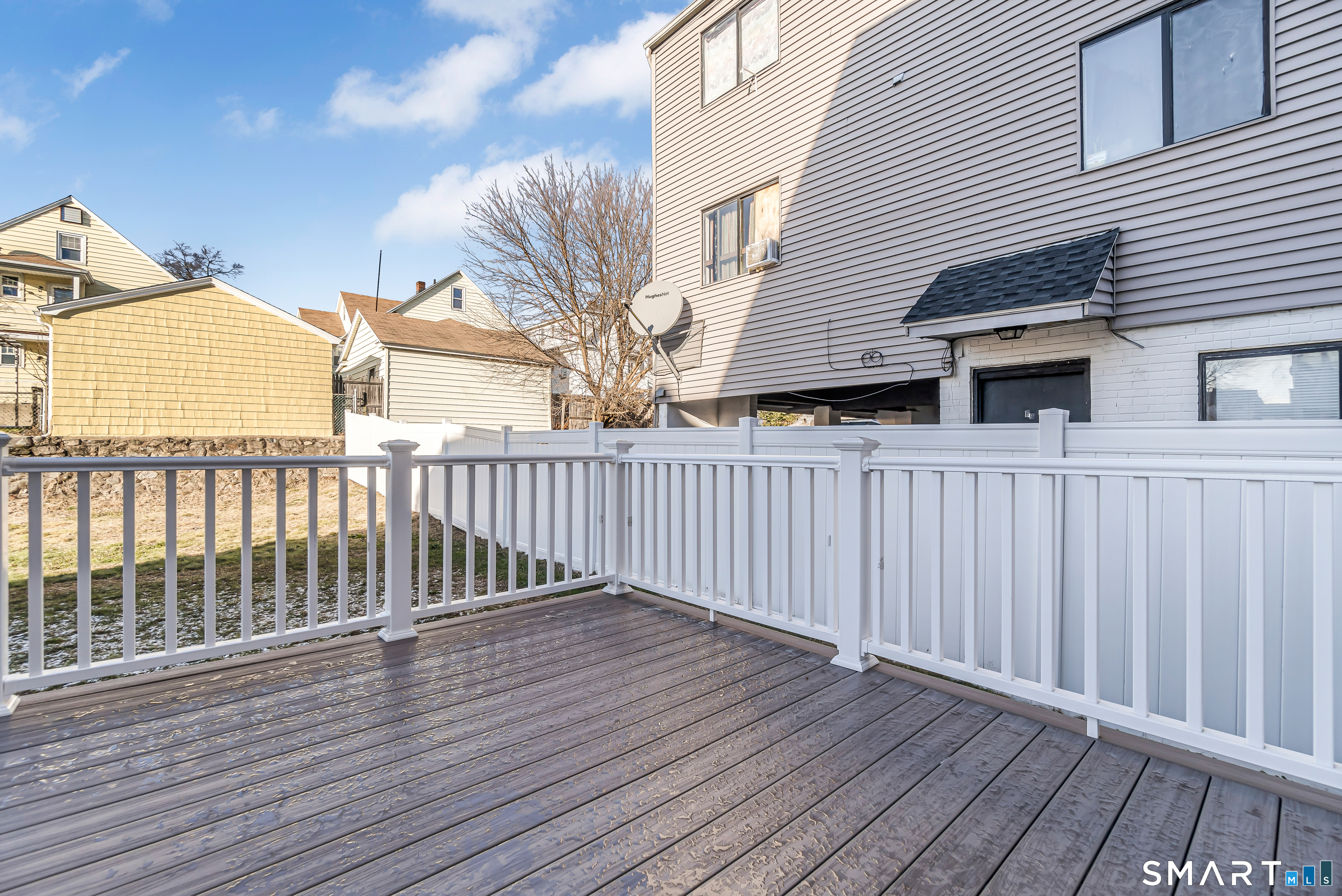 92 Lincoln Avenue Bridgeport, CT 06606 - Photo 23 of 32