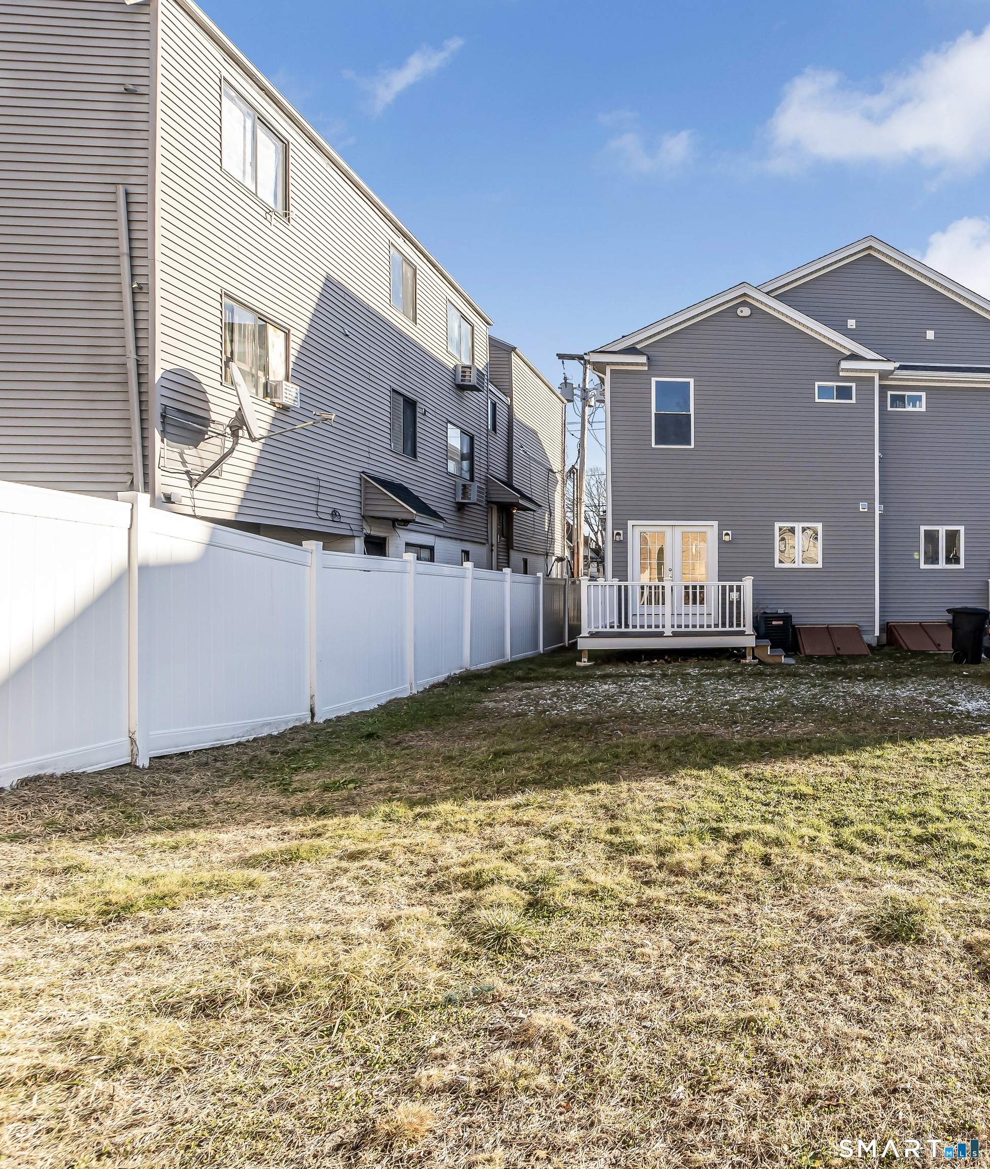 92 Lincoln Avenue Bridgeport, CT 06606 - Photo 26 of 32