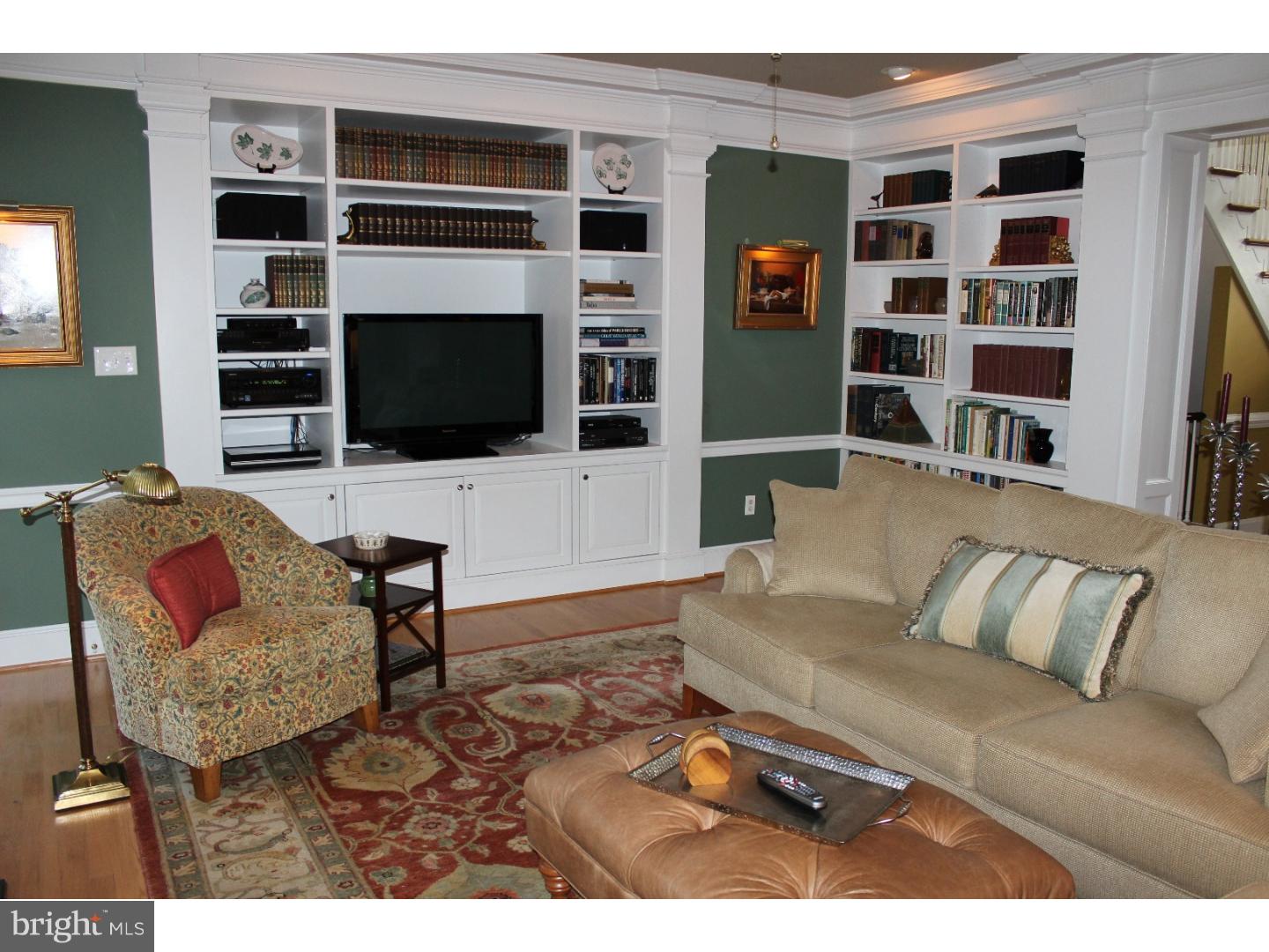 16 Leeds Road Moorestown, NJ 08057 - Photo 3 of 25 Family Room