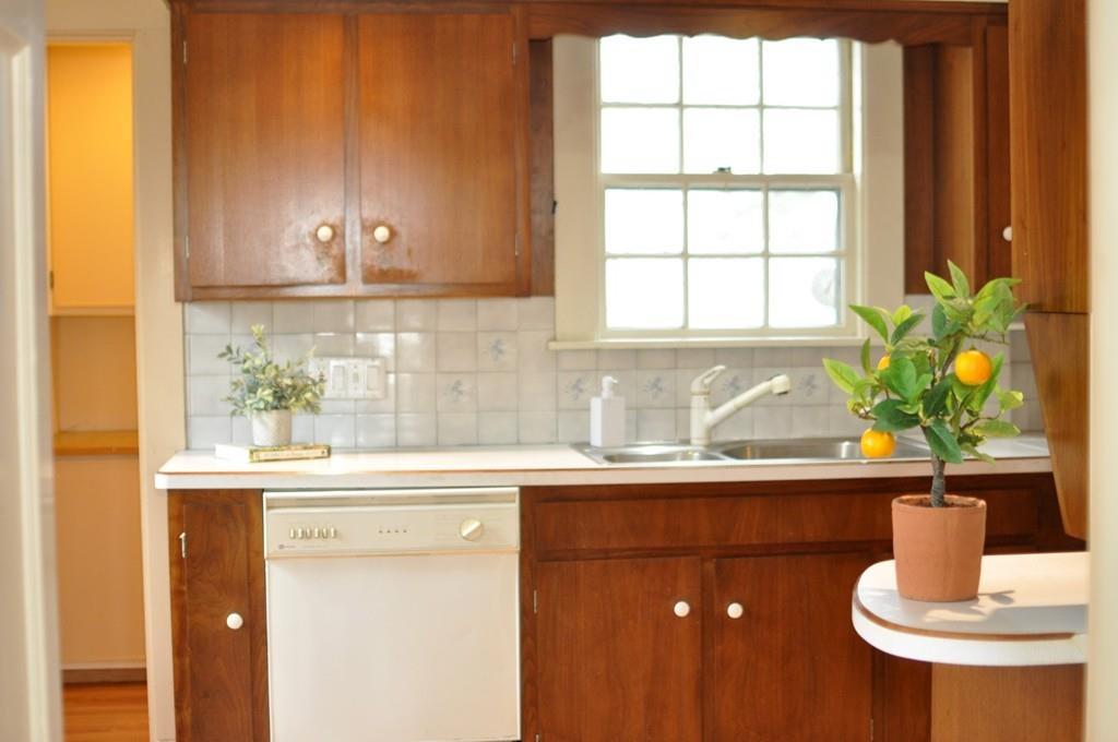 21 Kensington Road Arlington, MA 02476 - Photo 22 of 34