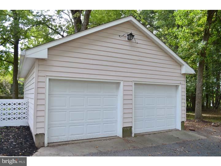 93 Richardson Road Robbinsville, NJ 08691 - Photo 21 of 23 Garage