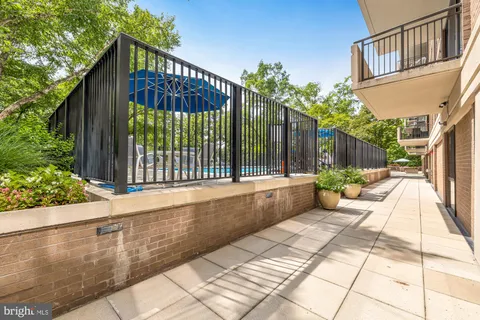 $315,000 | 4620 North Park Avenue, Unit 1211E, Chevy Chase, MD 20815