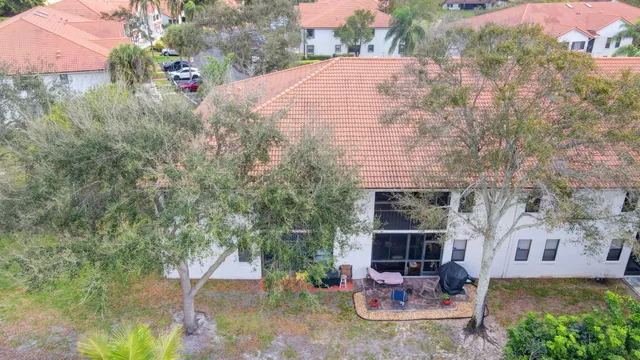 $297,000 | 9735 Pavarotti Terrace, Unit 204, Boynton Beach, FL 33437