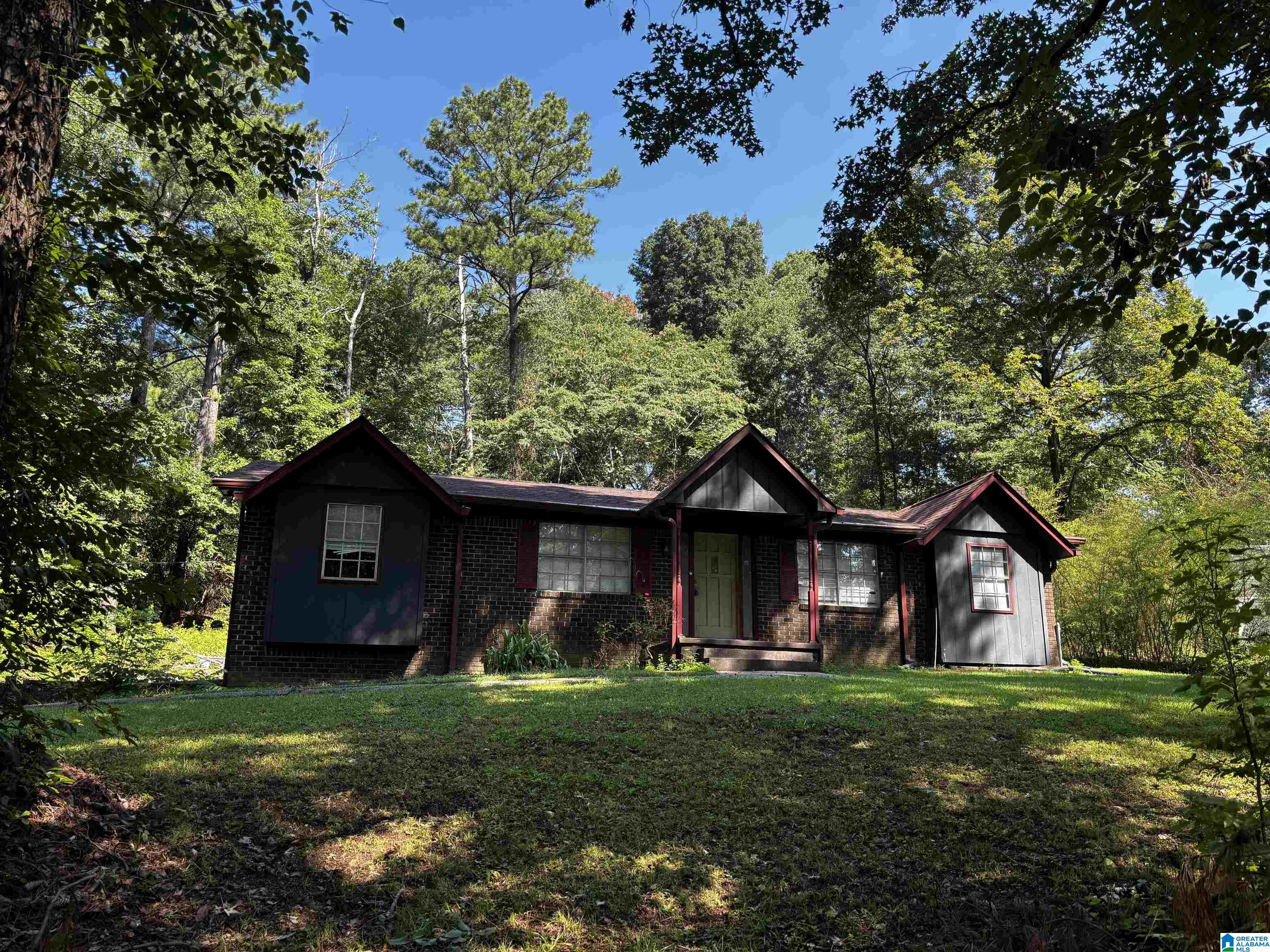 2316 Hillview Road Bessemer, AL 35022 - Photo 2 of 25 Gallery Image 2