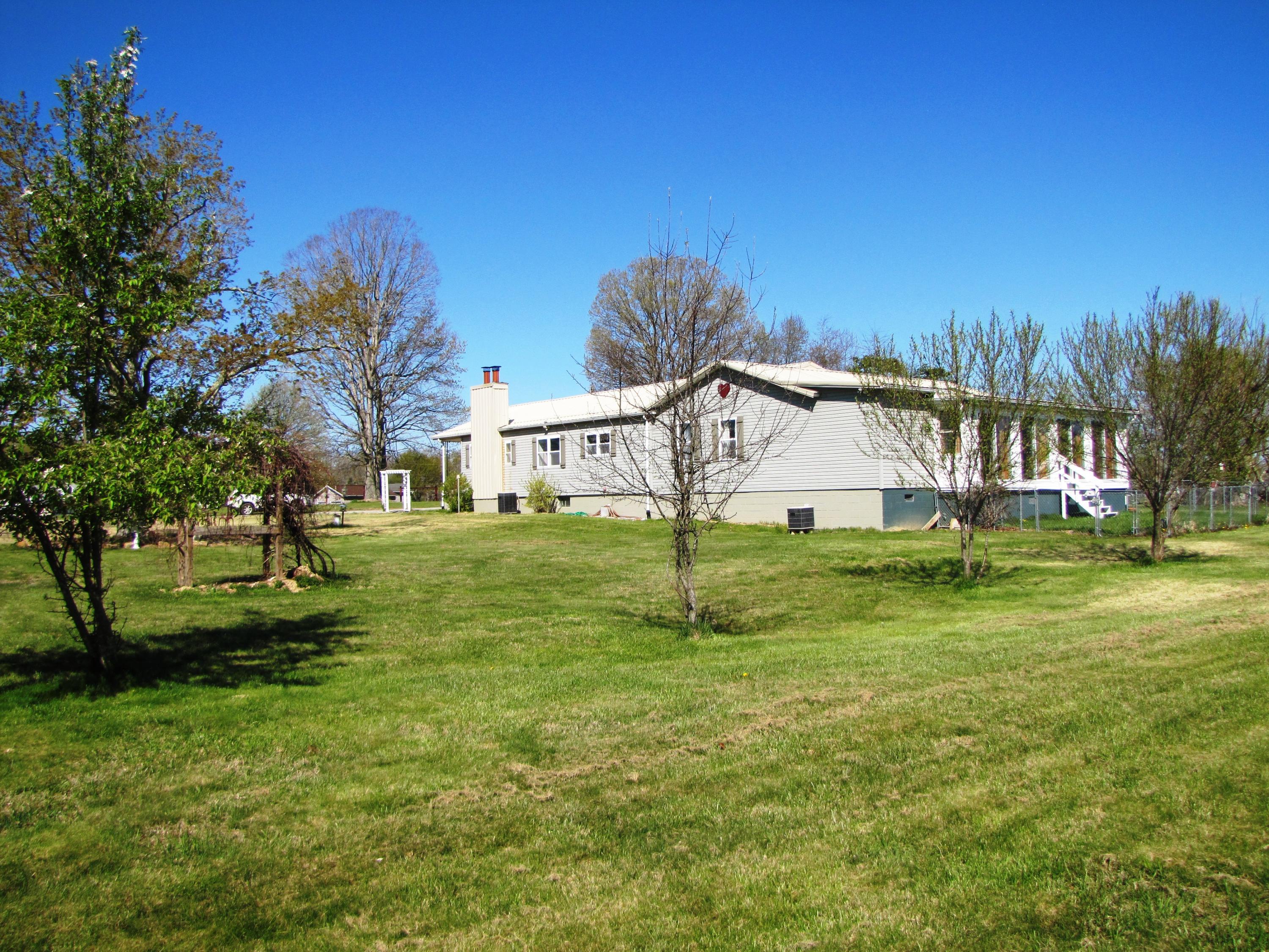424 Sunset View Road Peterstown, WV 24963 - Photo 63 of 77 Gallery Image 63