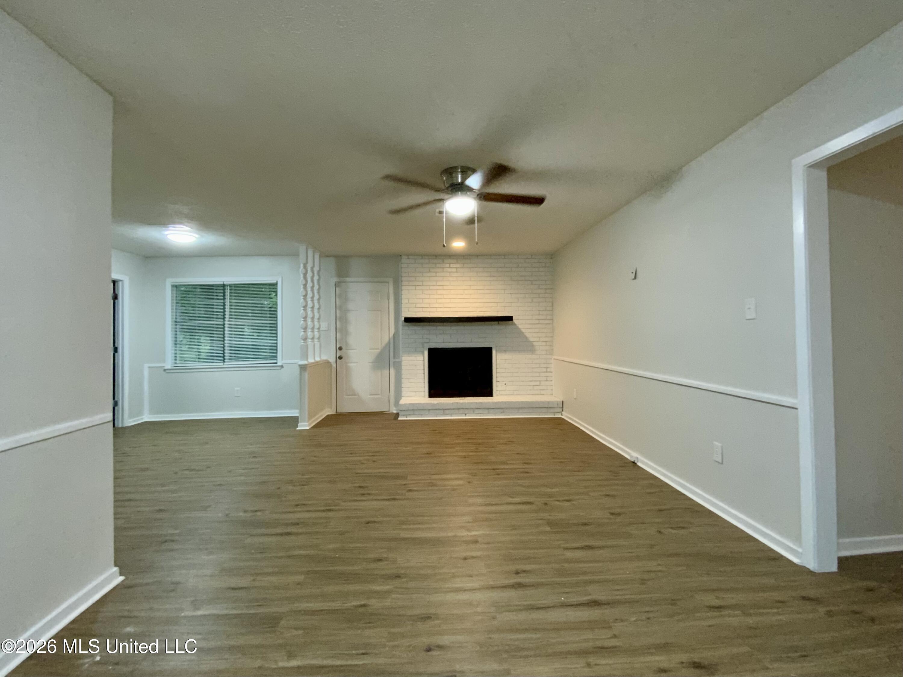 613 Upper Darby Road Jackson, MS 39212 - Photo 3 of 9 Living Room II