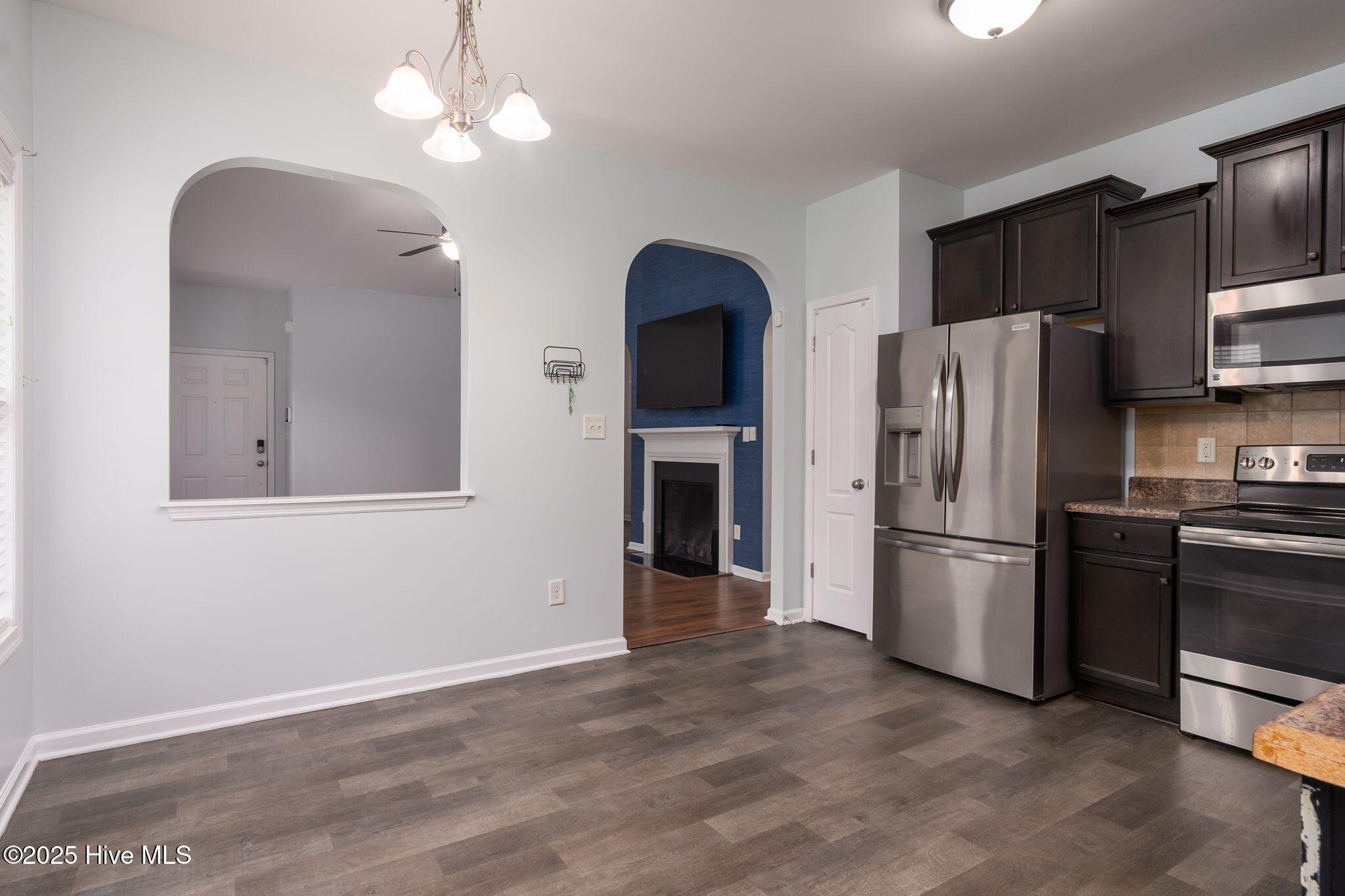 411 Peppermint Drive Hubert, NC 28539 - Photo 13 of 37 411 Peppermint-13