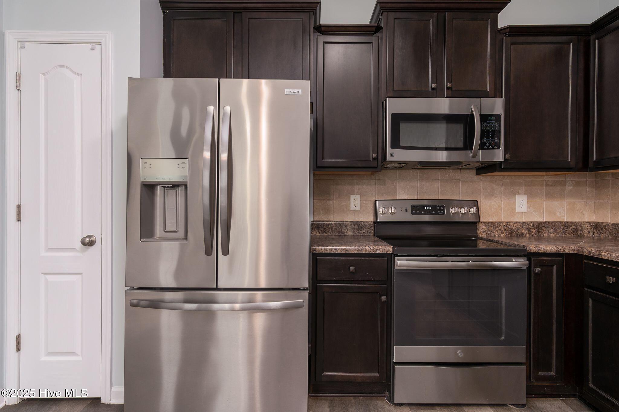 411 Peppermint Drive Hubert, NC 28539 - Photo 14 of 37 411 Peppermint-14