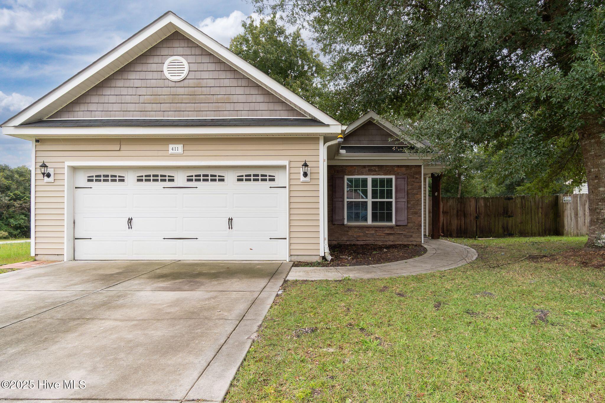 411 Peppermint Drive Hubert, NC 28539 - Photo 3 of 37 411 Peppermint-3
