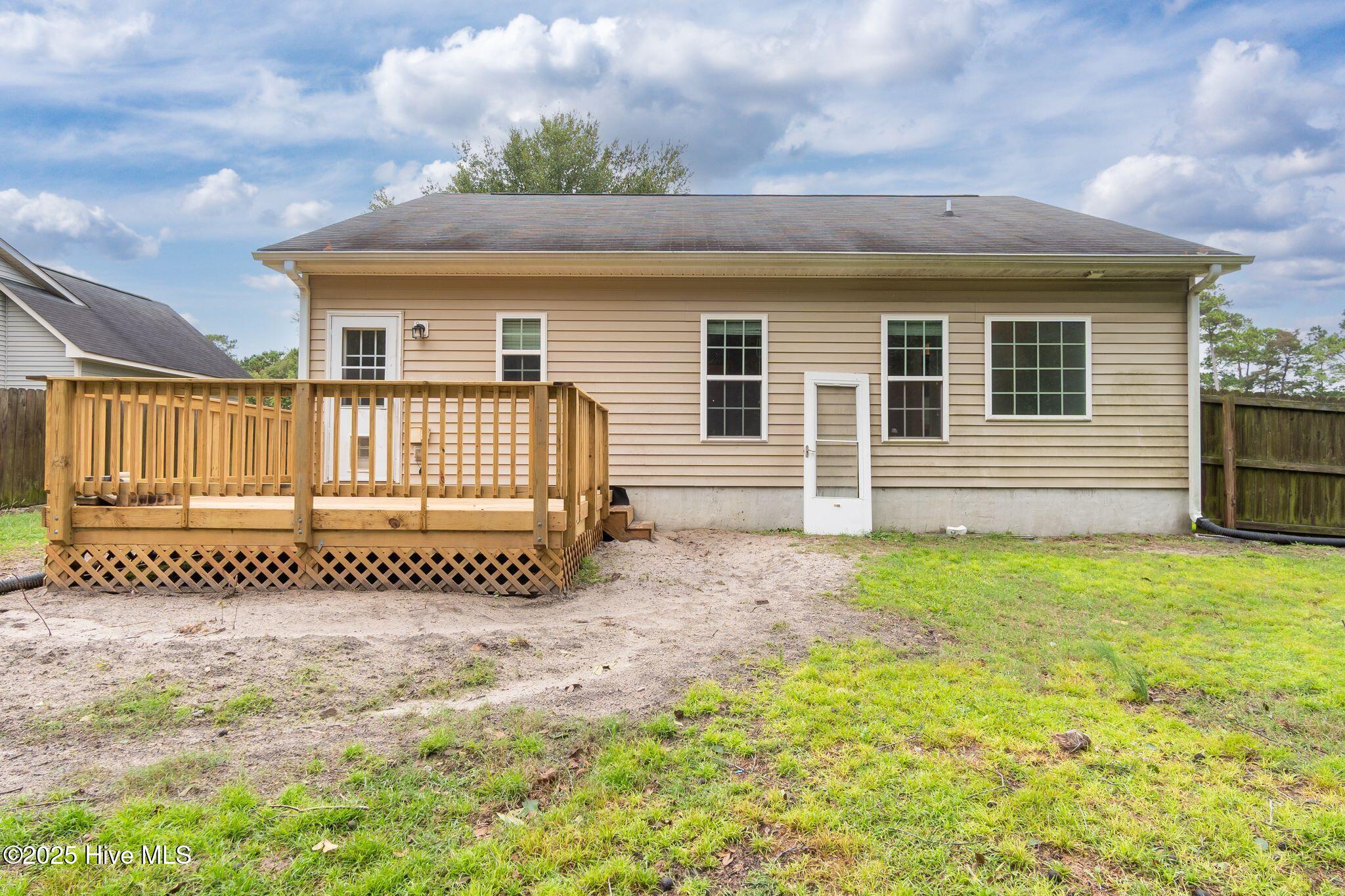 411 Peppermint Drive Hubert, NC 28539 - Photo 36 of 37 411 Peppermint-36