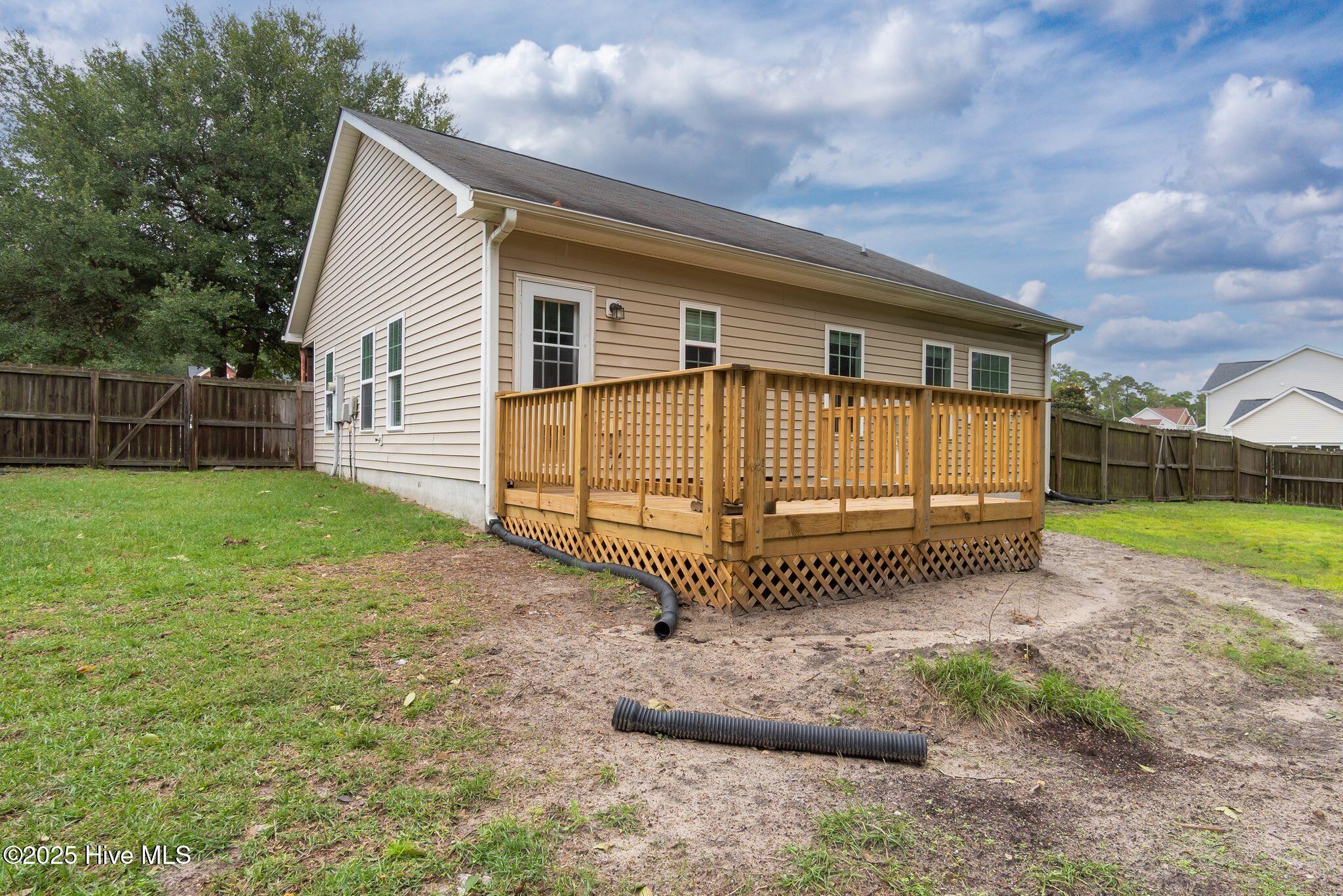 411 Peppermint Drive Hubert, NC 28539 - Photo 37 of 37 411 Peppermint-37