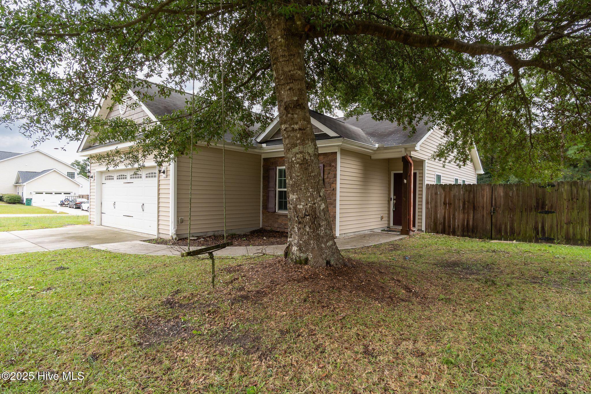 411 Peppermint Drive Hubert, NC 28539 - Photo 5 of 37 411 Peppermint-5