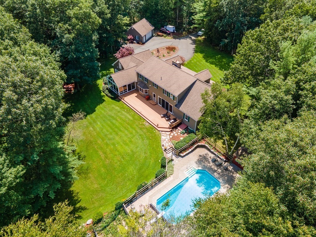 146 Fomer Road Southampton, MA 01073 - Photo 2 of 42