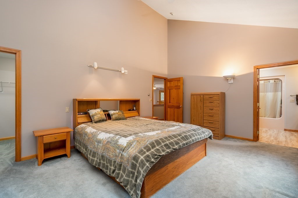 146 Fomer Road Southampton, MA 01073 - Photo 26 of 42