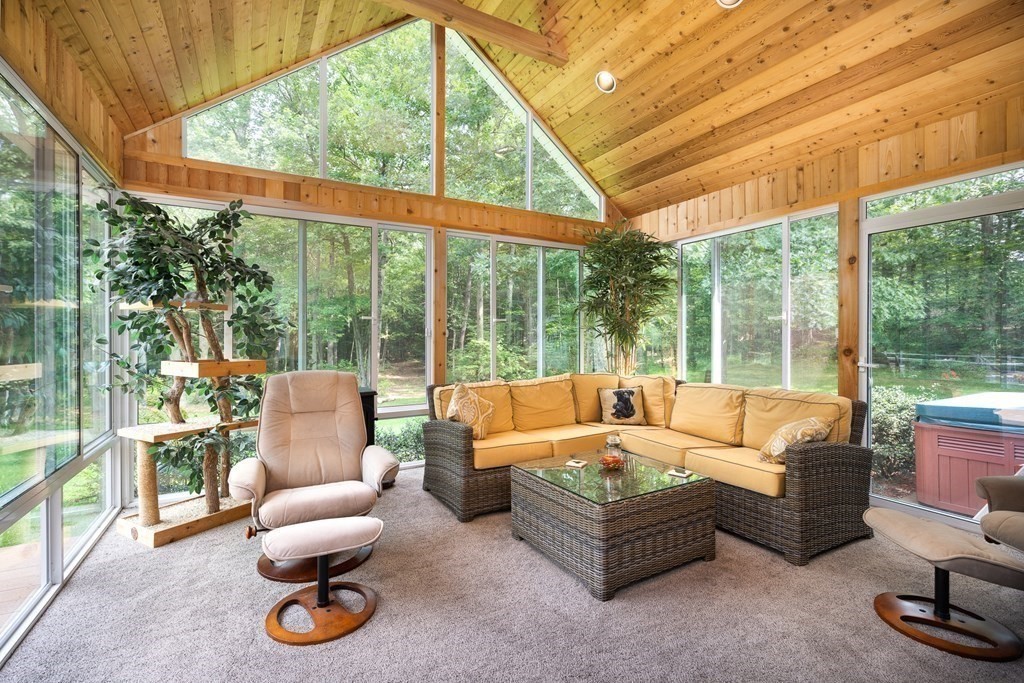 146 Fomer Road Southampton, MA 01073 - Photo 10 of 42