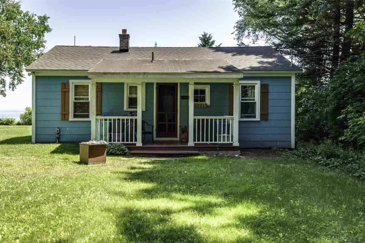 4489 Lakeshore Road Lexington, MI 48450 - Photo 8 of 38