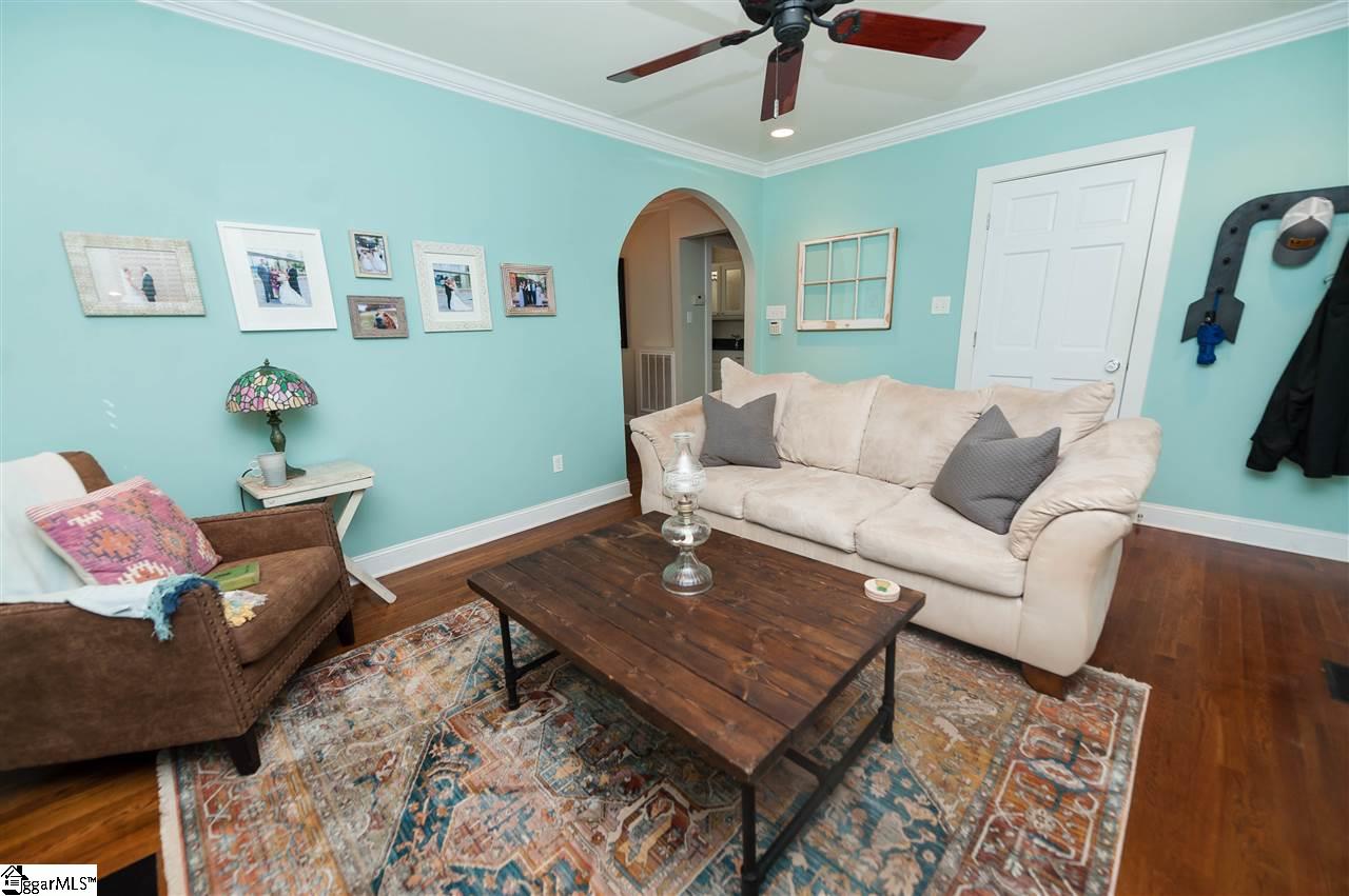 364 Palmer Street Spartanburg, SC 29302 - Photo 3 of 22