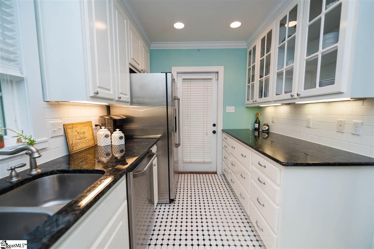 364 Palmer Street Spartanburg, SC 29302 - Photo 9 of 22