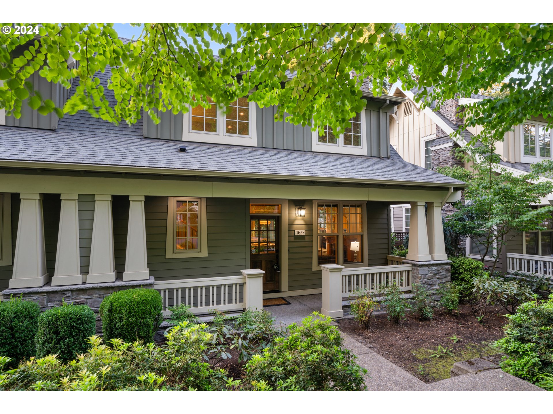 4675 Oakridge Road Lake Oswego, OR 97035 - Photo 2 of 35 Gallery Image 2