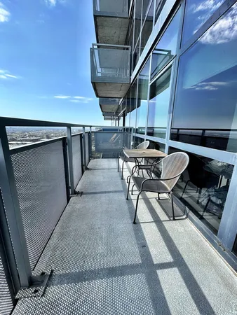 $2,850 | 235 West Van Buren Street, Unit 4207, Chicago, IL 60607