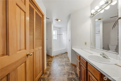 $695,000 | 5207 69th Drive Northeast, Marysville, WA 98270