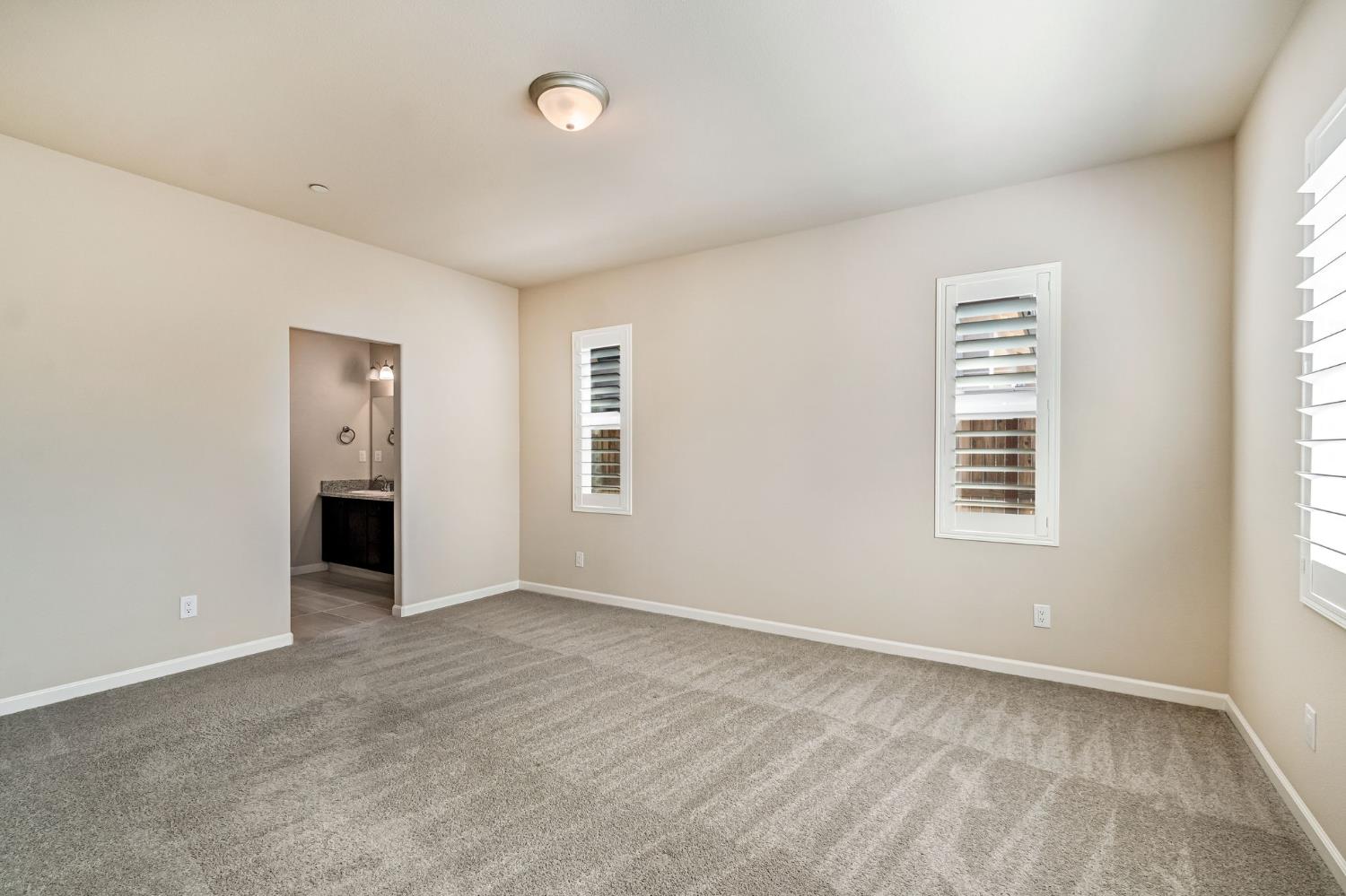 642 Stone Crest Avenue Madera, CA 93636 - Photo 22 of 38