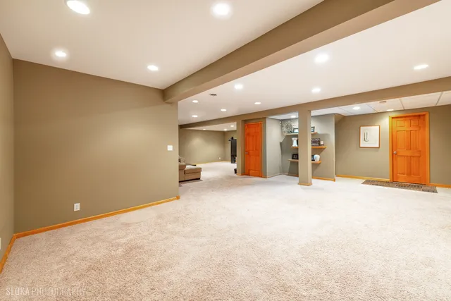 $675,000 | 1123 Village Road, Crystal Lake, IL 60014