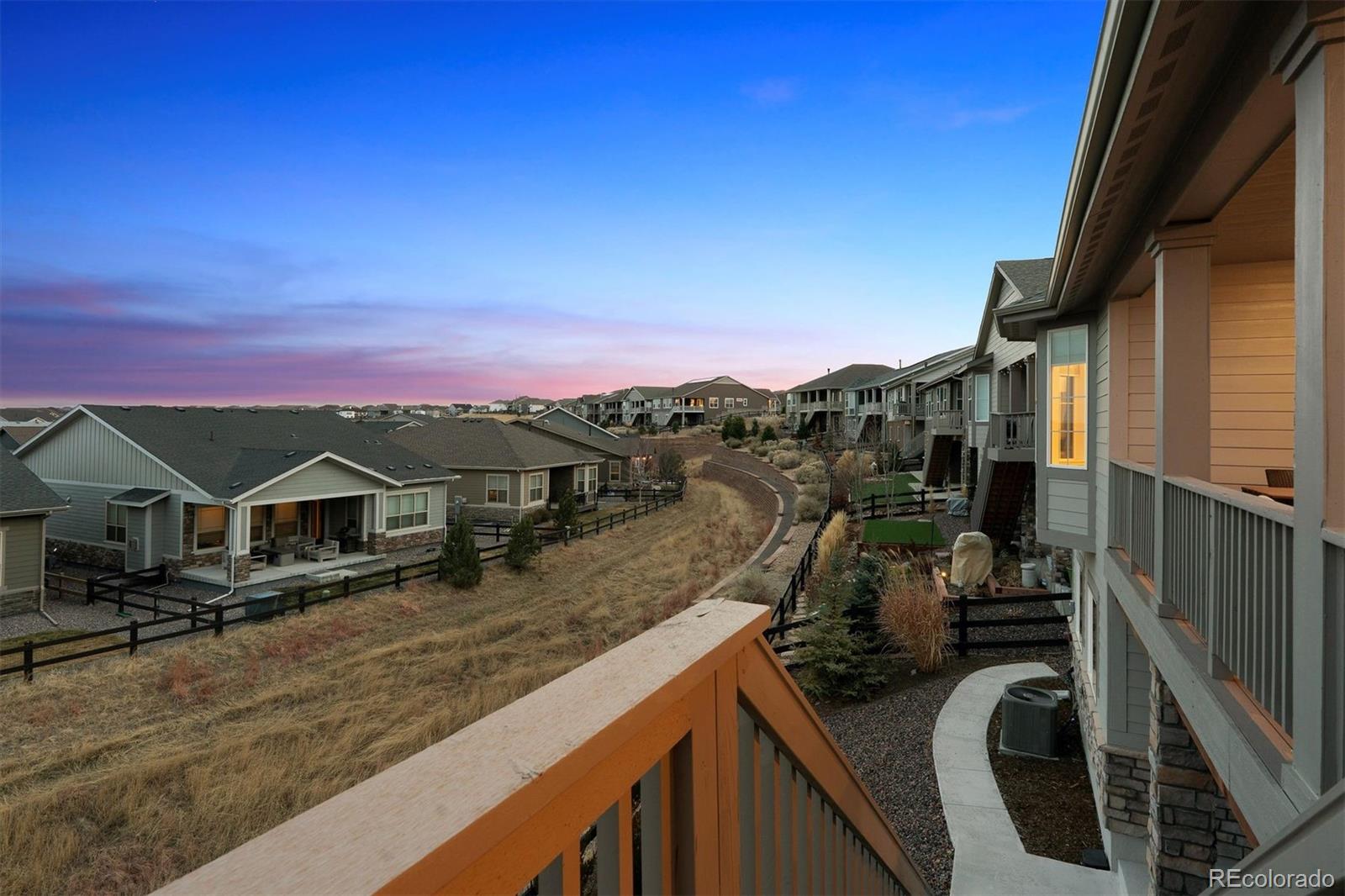 8500 South Riviera Court Aurora, CO 80016 - Photo 32 of 35 a view of a house with a terrace