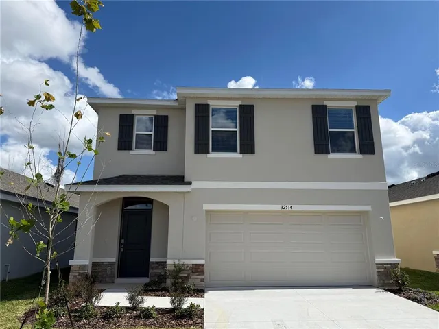 $2,900 | 32514 Weathered Oak Drive, Wesley Chapel, FL 33543