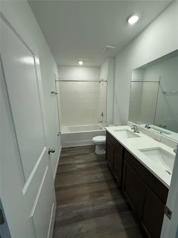 $2,900 | 32514 Weathered Oak Drive, Wesley Chapel, FL 33543