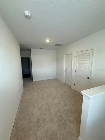 $2,700 | 32514 Weathered Oak Drive, Wesley Chapel, FL 33543