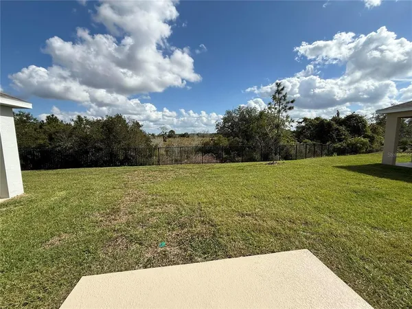 $2,700 | 32514 Weathered Oak Drive, Wesley Chapel, FL 33543