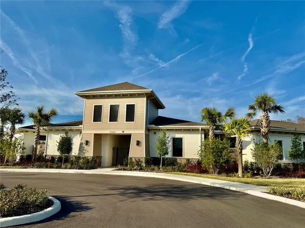 $2,700 | 32514 Weathered Oak Drive, Wesley Chapel, FL 33543
