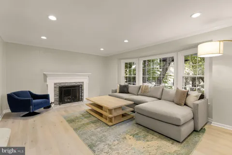 $1,349,500 | 11601 Magruder Lane, Rockville, MD 20852