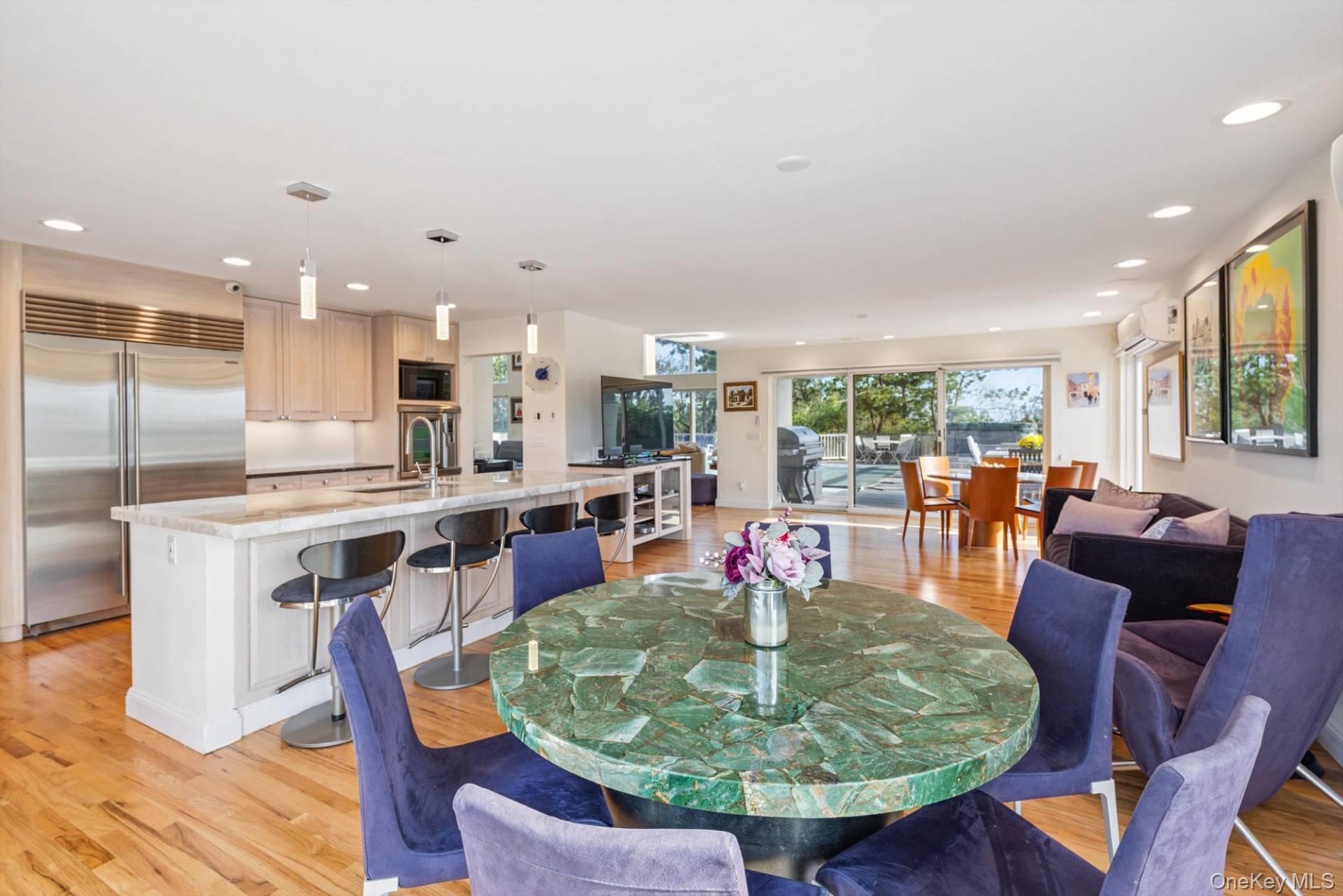 521 Dune Road Westhampton Beach, NY 11978 - Photo 11 of 34