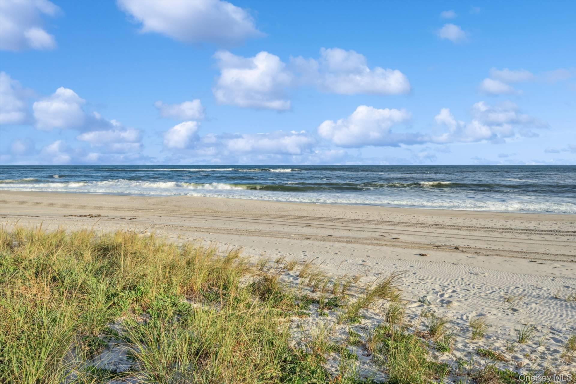 521 Dune Road Westhampton Beach, NY 11978 - Photo 33 of 34