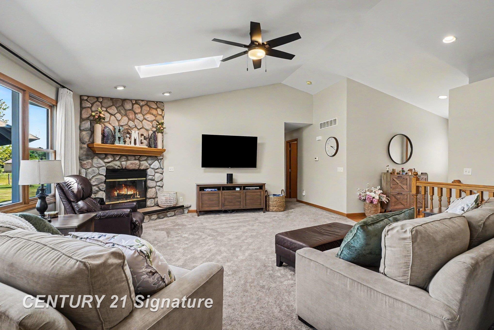 3790 North Gleaner Road Freeland, MI 48623 - Photo 7 of 45
