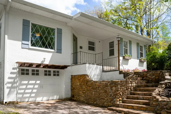 $305,000 | 21 Dowlen Road, Hixson, TN 37343